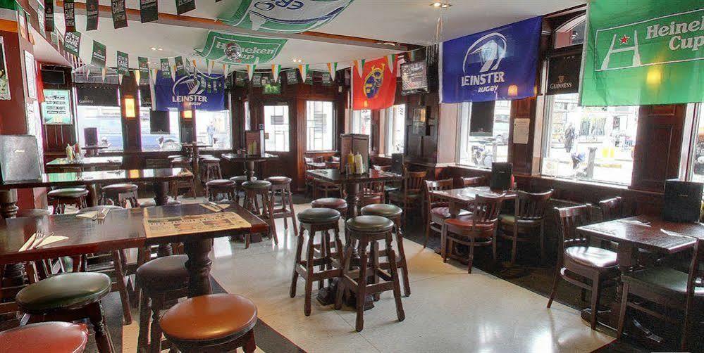 The Lombard Pub & Townhouse Hotel 4*